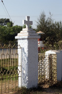 Cross, Katolik Kilisesi Basanti, Batı Bengal, Hindistan.