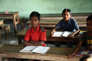 Kids learn at school, Kumrokhali, West Bengal, India clipart