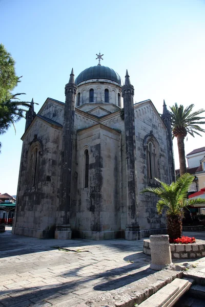 Ortodoxe kirche des heiligen Erzengels Michael in herzeg novi, montenegro — Stockfoto