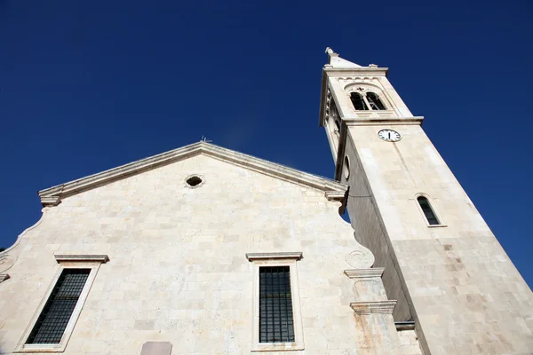 Den katolska kyrkan saint eustache i dobrota, montenegro — Stockfoto