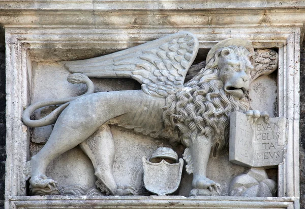 Venetian winged lion — Stock Photo, Image