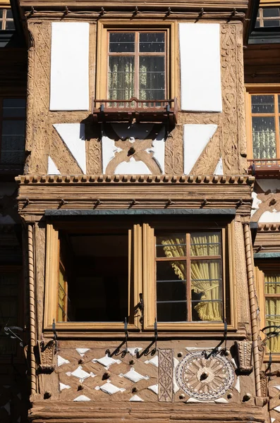 Casa antigua de entramado de madera en Miltenberg, Alemania —  Fotos de Stock