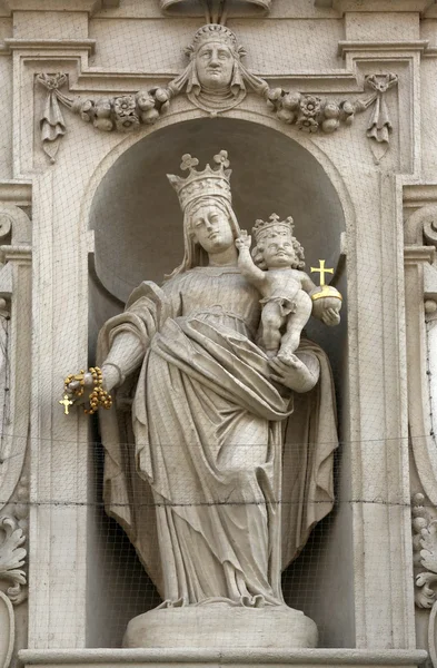 Virgen María con el Niño Jesús —  Fotos de Stock