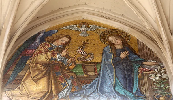 Mosaic of Annunciation from main portal of gothic church Maria am Gestade Vienna — Stock Photo, Image