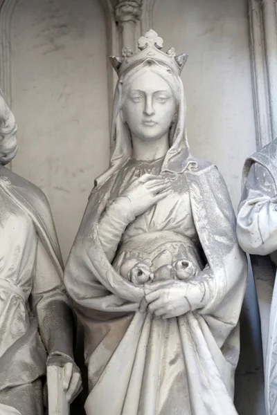 Statue of Saint, Maria am Gestade church in Vienna — Stock Photo, Image