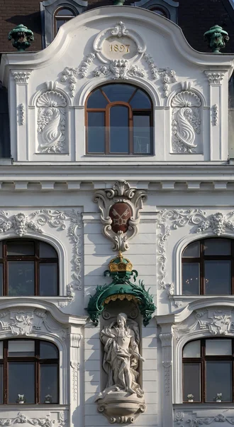 King Frederick III, Regensburger Hof, Wustenrot Building in Vienna — Stock Photo, Image
