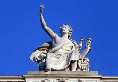 Heykelin üzerine Burgtheater Vinnea içinde