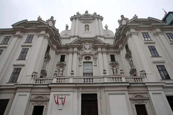 Kyrkan av de nio körerna av änglar i Wien — Stockfoto