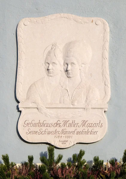 Lieu de naissance de la mère de W. A. Mozart, Anna Maria Pertl, et de sa sœur, Maria Anna, qui a vécu 17 ans à St. Gilgen, sur le lac Wolfgang See, en Autriche — Photo