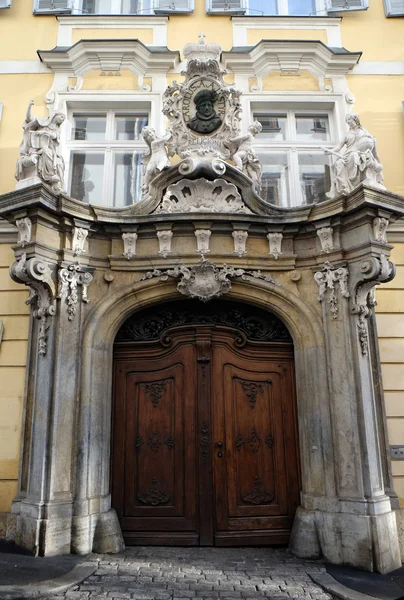 Porta de entrada histórica em Graz, Styria, Áustria — Fotografia de Stock