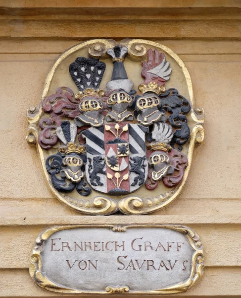 Facade coat of arms on the portal of Arsenal (Zeughaus) in Graz, Styria, Austria — Stock Photo, Image