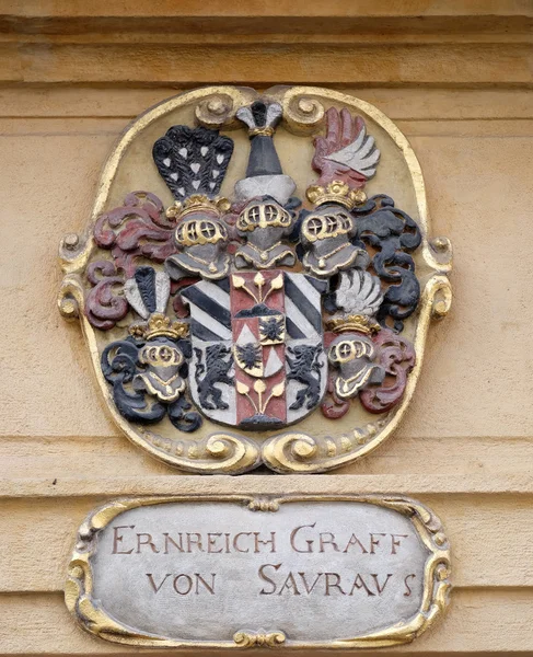 Facade vapen på portalen i Arsenal (Zeughaus) i Graz, Steiermark, Österrike — Stockfoto