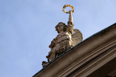 Melek portalın St. Catherine Kilisesi ve Türbesi Ferdinand II, Graz, Avusturya