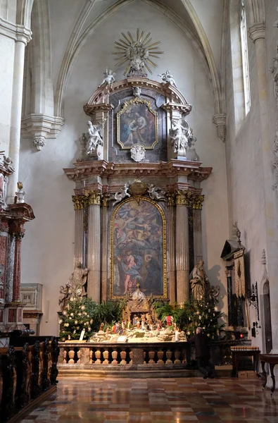 Altar en Graz Catedral dedicada a San Giles en Graz, Estiria, Austria —  Fotos de Stock