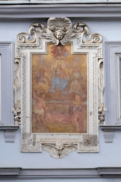 Virgen María con el niño Jesús y los santos — Foto de Stock