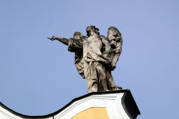 Angel on facade of Barmherzigenkirche church in Graz, Styria, Austria — Stock Photo, Image