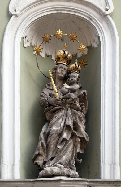 Maagd Maria met baby jesus — Stockfoto