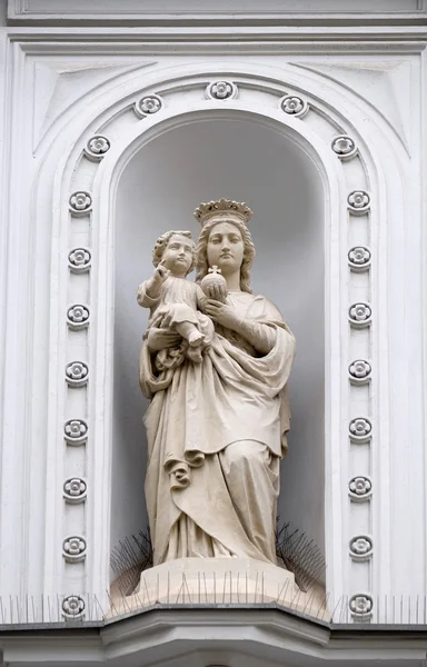 Virgin Mary with baby Jesus — Stock Photo, Image