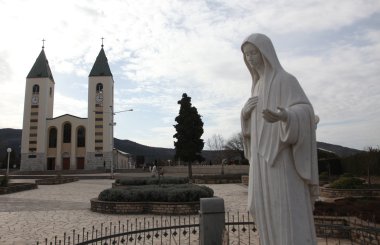 Parish Kilisesi, St. James, Our Lady Dalmatia Tapınak