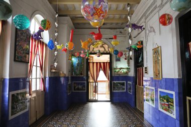 Shishu Bhavan, evlerin Rahibe Teresa tarafından kurulan ve Kolkata sadaka misyonerler tarafından işletilen