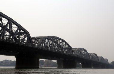 Köprü Nehri, Kalküta Vivekananda tertibat