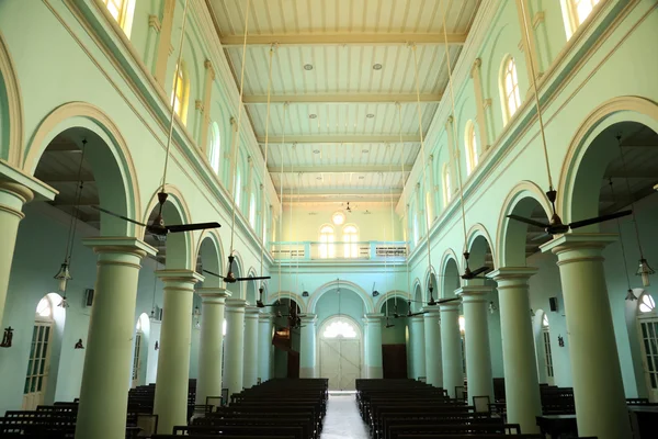 Kerk in loreto klooster waar de moeder teresa gewoond alvorens de oprichting van de missionarissen van liefdadigheid in kolkata — Stockfoto