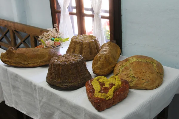 Świąteczny stół w Ethnological Folk Museum wiejska w Kumrovec, Chorwacja Północna powiatu Zagorje — Zdjęcie stockowe