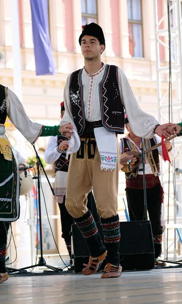 Medlemmar i folkgruppen Kitka från Istibanja, Makedonien — Stockfoto