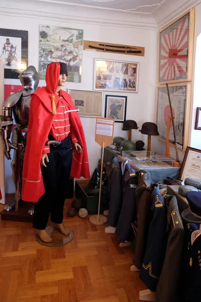 Insamling av vapen och utrustning under kriget för Kroatiens självständighet, Pakrac, Slavonien i Kroatien — Stockfoto