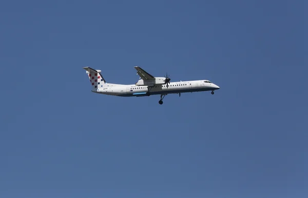 Bombardier Dash 8 — Stock Photo, Image