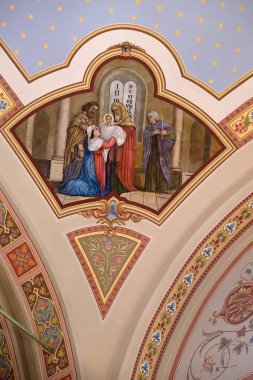 Hırvatistan 'ın Stitar kentindeki Saint Matthew kilisesinde fresk sunumu