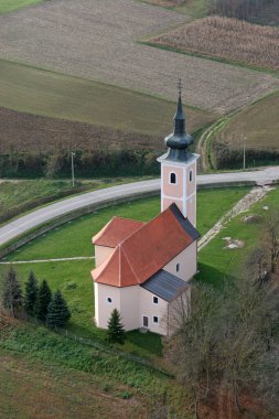 Hırvatistan 'ın Zrinjski Topolovac kentindeki Aziz Mikail Kilisesi