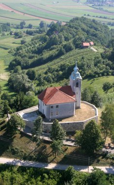 Hırvatistan 'ın Sutlanska Poljana kentindeki St. Anne Kilisesi