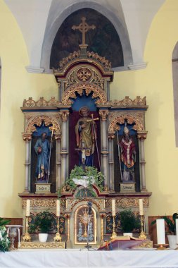 Hırvatistan 'ın Zapresiç kentindeki Aziz Petar Kilisesi' nin ana mihrabı