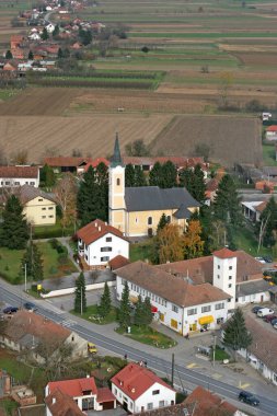 Hırvatistan 'ın Rovisce kentindeki Kutsal Üçleme Kilisesi