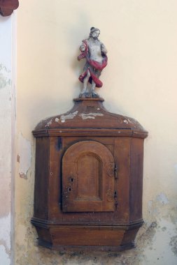 Hırvatistan 'ın Osekovo kentindeki Saint Anne kilisesinde vaftiz töreni