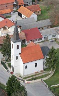 Hırvatistan 'ın Lomnica Donja kentindeki Kutsal Üç Kral Kilisesi