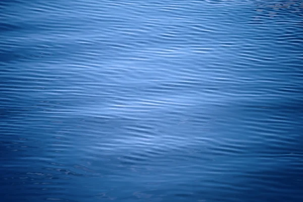 Gekräuselte Wasseroberfläche Hintergrund Natur — Stockfoto