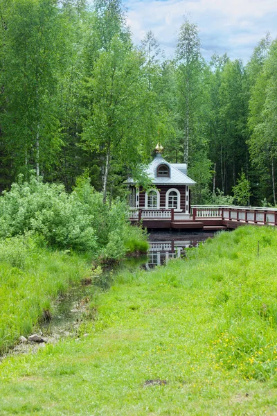 Capela na nascente do rio Volga, Volgoverkhovye, região de Tver — Fotografia de Stock