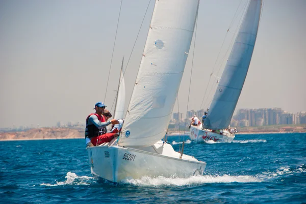 Tel Aviv, Israel - 15 maj 2010: "Ofek Yachts Cup" konkurrens. — Stockfoto