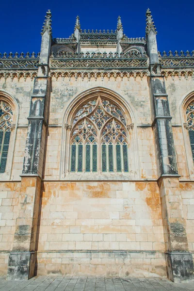 Eski bir Portekiz manastırının ön cephesi