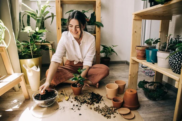 Woman Replanting Plant — Stock Photo, Image