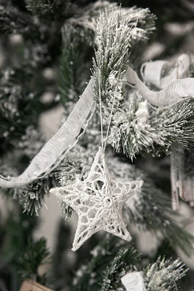 Decoraciones de Navidad en estilo rústico, primer plano —  Fotos de Stock