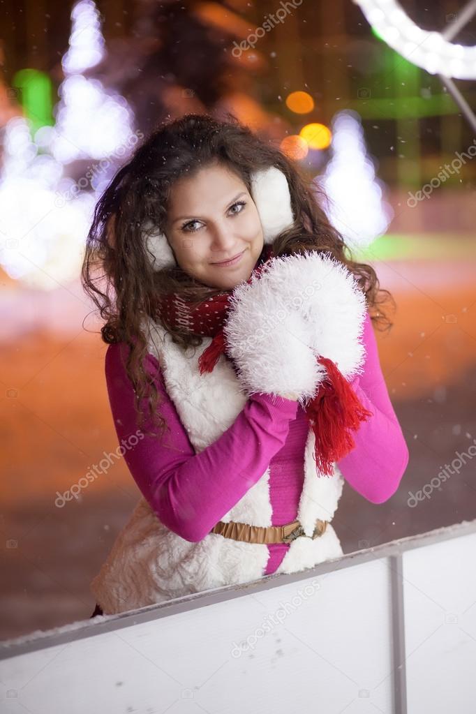 woman in night winter city