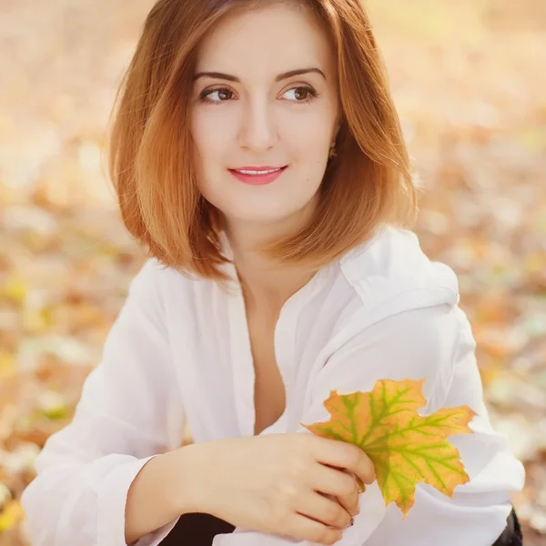 Portet cute young girl closeup — Stock Photo, Image