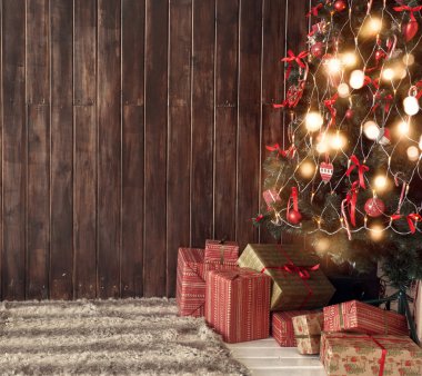 ahşap arka plan ve Noel ağacı