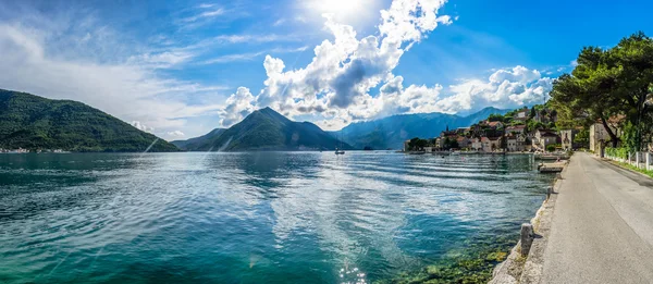 Vista de la bahía de Kotor — Foto de Stock