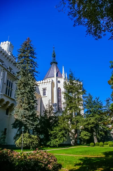 Burg hluboka in der Tschechischen Republik — Stockfoto