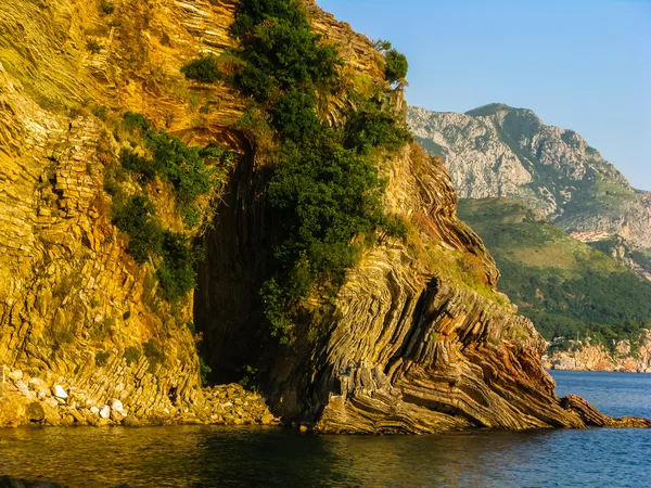 Pejzaż widok na góry i morze w Czarnogórze — Zdjęcie stockowe