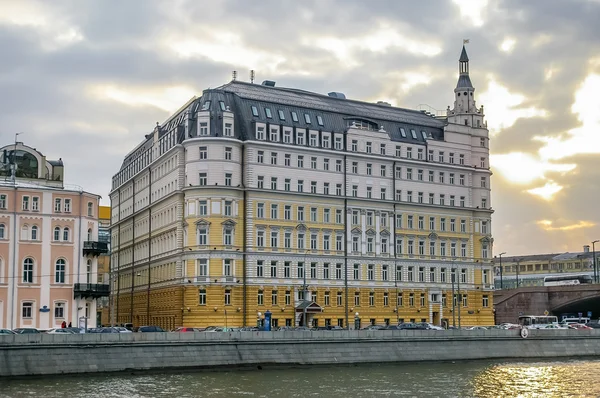 Ver en Baltschug Kempinski Hotel en Moscú — Foto de Stock